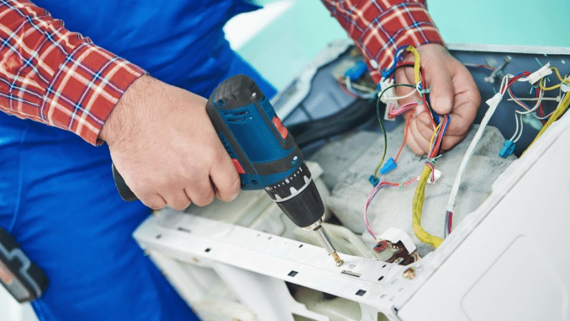 Gölcük Altus Altus çamaşır makinesi kart tamiri – Su almama arızası orijinal parça ile giderildi. - Teknik servis örneği